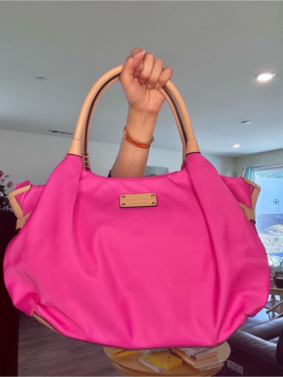 kate spade Handbags - Kate Spade Stevie Newspaper Print Lining EUC